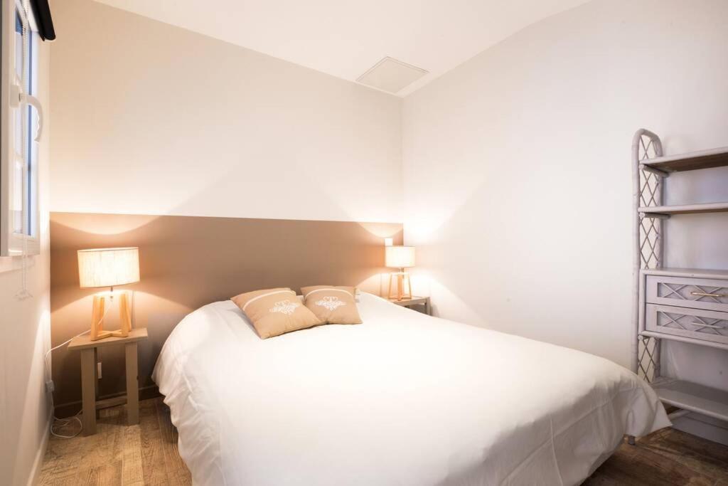 Ferienwohnung Beau T3 *** Pour 2 A 4 Pers Avec Patio Privatif La Couarde-sur-Mer Exterior foto